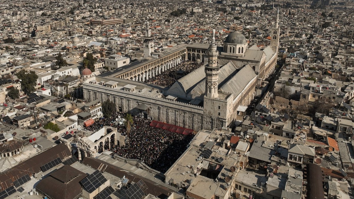 Suriye’de pasaport işlemleri yeniden başladı