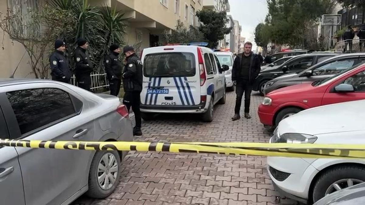 SON DAKİKA! Avcılar’da bir kişi eşi ve çocuklarını öldürüp intihar etti